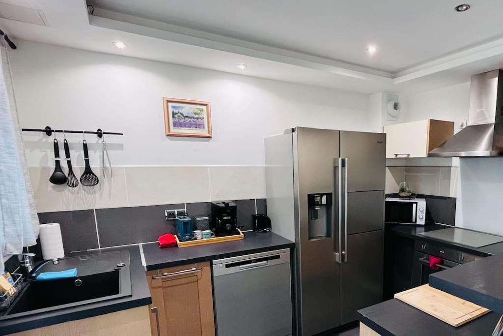 Appartement Proche Centre Ville Avec Parking Gratuit Annecy Exterior foto